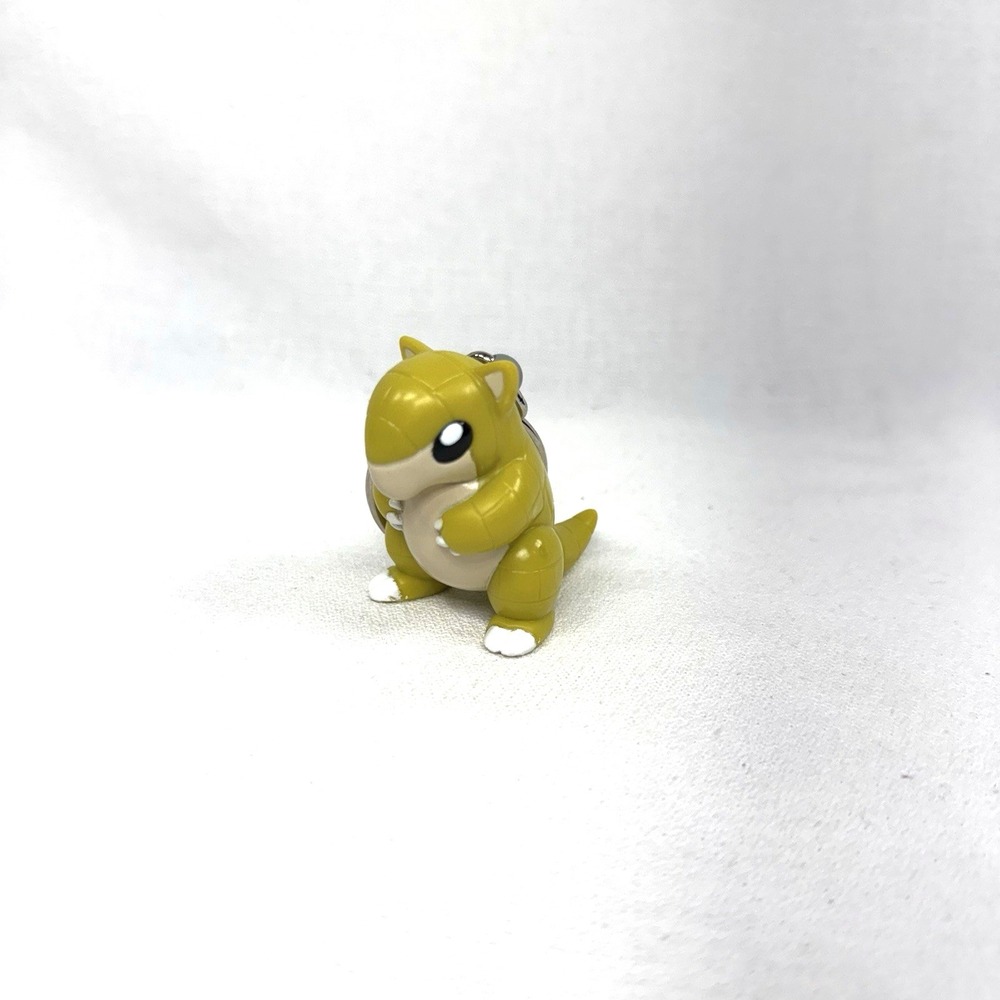 Sandshrew Burger King Keychain Toy Figure Vintage Original 1999 Pokemon Nintendo